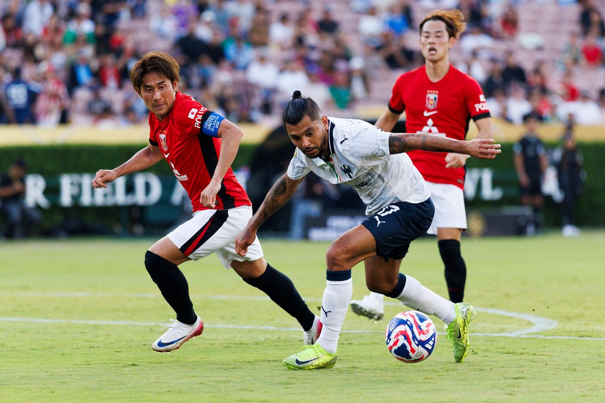 Jesús Corona #17 of Monterrey dribbles the ball during the FIFA Club World Cup 2025 group E match against Urawa Red Diamonds at Rose Bowl Stadium on June 25, 2025 in Pasadena, California. 