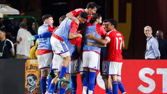 TST Images: Chile defeats Mexico, 2-0, in Los Angeles taken at Los Angeles Memorial Coliseum (TST Los Angeles). Photo by Ric Tapia - The Sporting Tribune