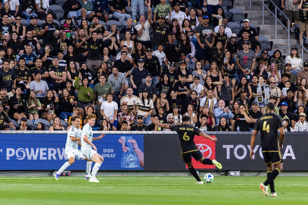 LAFC supporters anticipate a shot on goal by midfielder Igor Jesus (6) during an MLS match against the Colorado Rapids, Wednesday July 9, 2025 in Los Angeles, Calif.