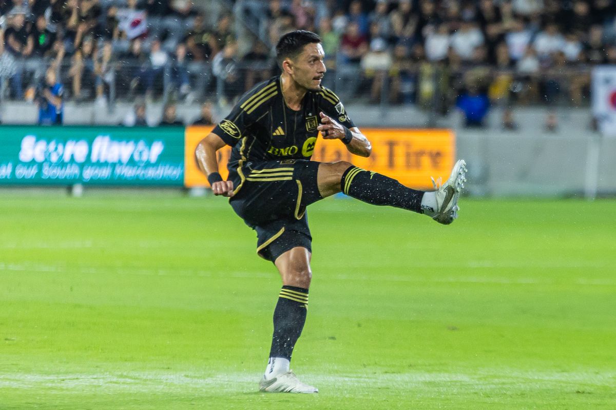 LAFC forward Marco Delgado (8) kicks the ball during a MLS soccer game against Atlanta United FC, Sunday, October 5, 2025, in Los Angeles, California. LAFC forward Marco Delgado (8) kicks the ball during a MLS soccer game against Atlanta United FC, Sunday, October 5, 2025, in Los Angeles, California.