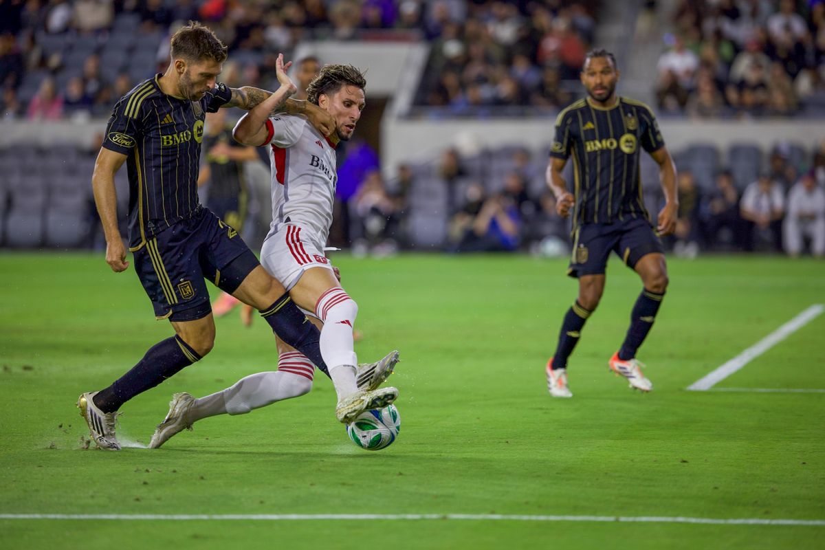 LAFC defender Ryan Hollingshead (24) battles during a MLS soccer game against the Toronto FC, Wednesday, October 8, 2025, in Los Angeles, California. LAFC defender Ryan Hollingshead (24) battles during a MLS soccer game against the Toronto FC, Wednesday, October 8, 2025, in Los Angeles, California.