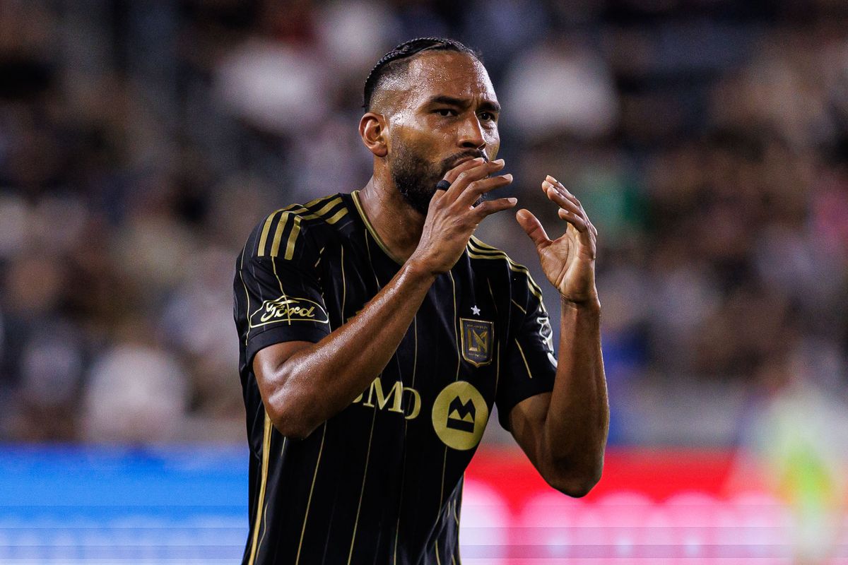 LAFC D Eddie Segura (4) reacts after a foul call during an MLS Playoff game against Austin FC, Wednesday October 29, 2025 in Los Angeles, California.