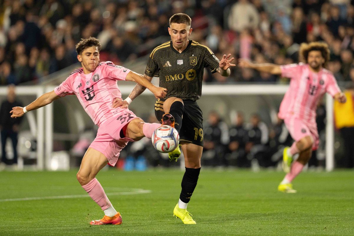 LAFC forward Tyler Boyd (19) fights for possession during an MLS soccer game against Inter Miami CF, Saturday February 21st, 2026 in Los Angeles, California. 