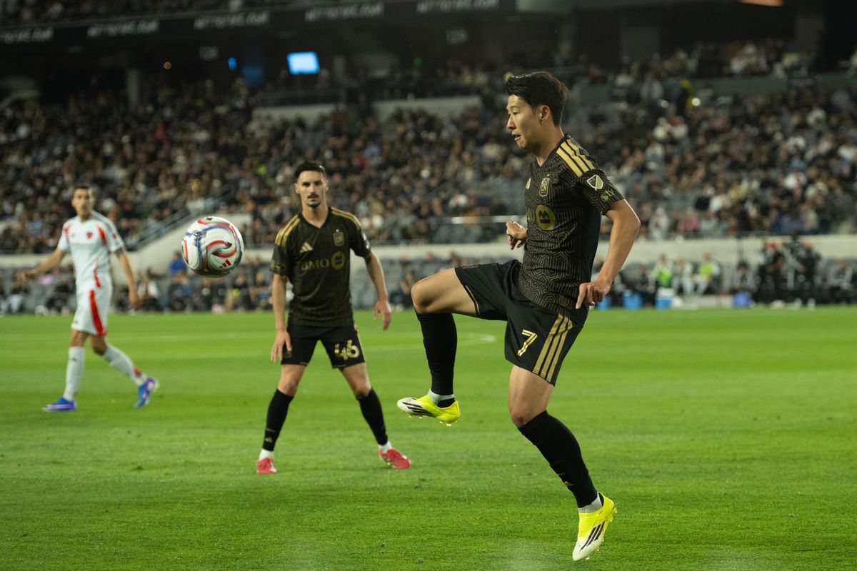 LAFC forward Son Heung-Min (7) controls the ball during an MLS game between LAFC and FC Dallas on Saturday, March 7, 2026 at BMO Stadium in Los Angeles Calif