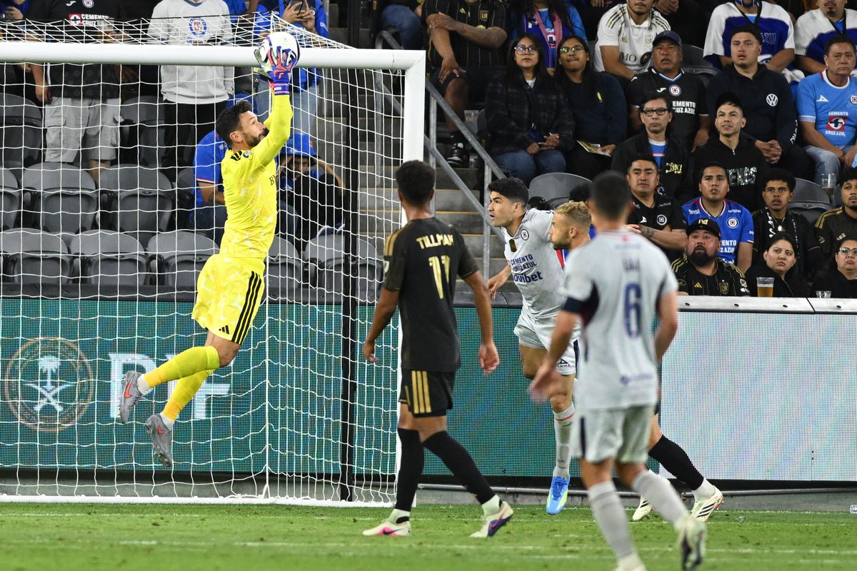LAFC goalkeeper Hugo Lloris (1) makes a save during a CONCACAF Champions match between LAFC and Cruz Azul on Tuesday, April 7, 2026 at BMO Stadium in Los Angeles Calif LAFC goalkeeper Hugo Lloris (1) makes a save during a CONCACAF Champions match between LAFC and Cruz Azul on Tuesday, April 7, 2026 at BMO Stadium in Los Angeles Calif