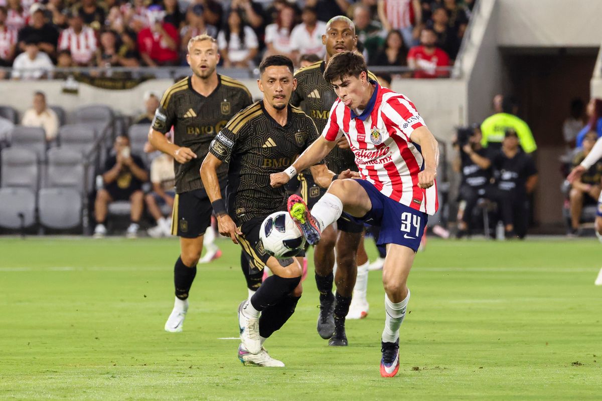 Armando González #34 of Chivas de Guadalajara controls the ball as Mark Delgado #8 of LAFC defends during a Leagues Cup match, Wednesday August 5, 2026 in Los Angeles, Calif. Armando González #34 of Chivas de Guadalajara controls the ball as Mark Delgado #8 of LAFC defends during a Leagues Cup match, Wednesday August 5, 2026 in Los Angeles, Calif.