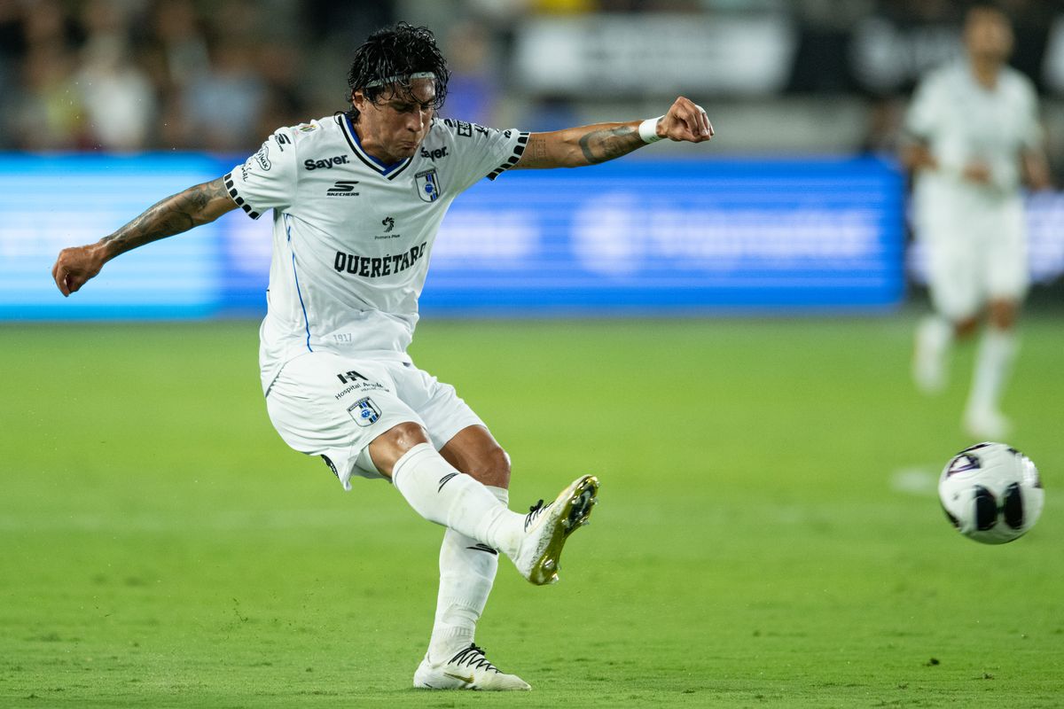 Queretaro midfielder Enzo Giménez (16) makes a long pass during a Leagues Cup match between Queretaro and Los Angeles FC on Wednesday, August 12, 2026 at BMO Stadium in Los Angeles Calif.