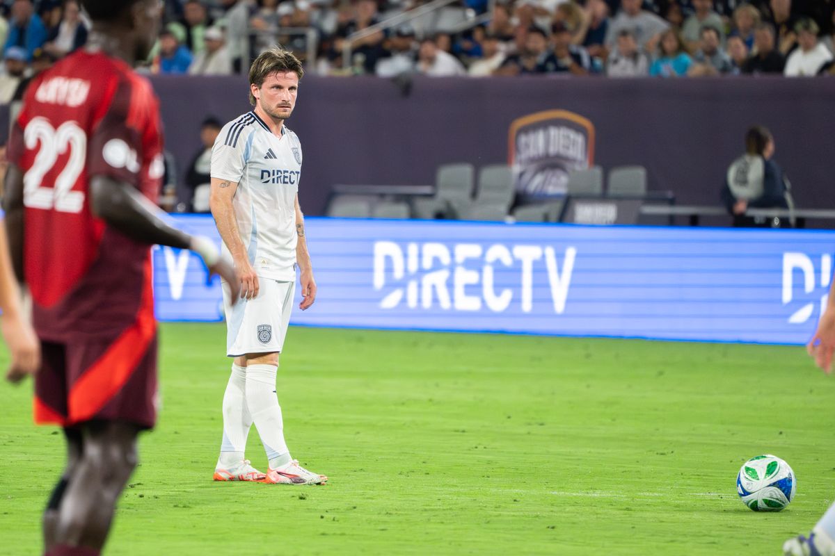 SDFC Winger Anders Dreyer #10 getting ready for a penalty kick during an MLS Match against Toronto FC on July 16, 2025 in San Diego, CA.
