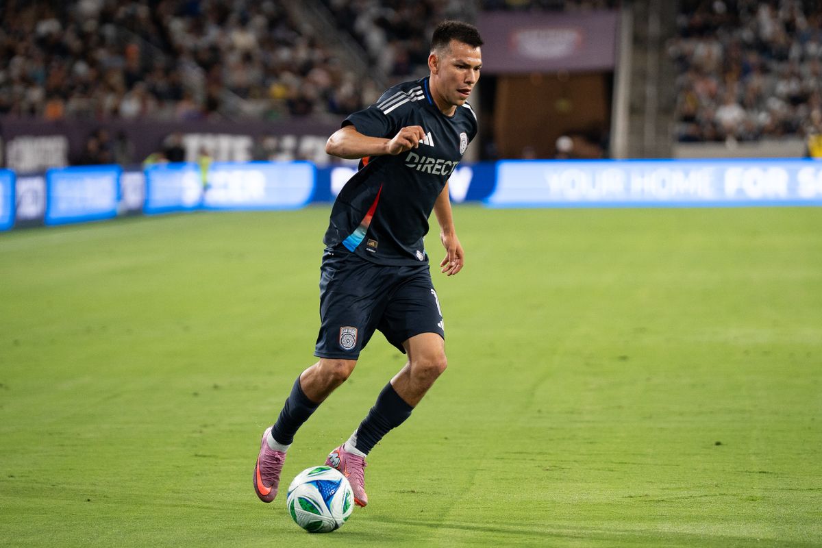 San Diego FC Forward Hirving Lozano (11) dribbles the ball during an MLS match against Vancouver Whitecaps FC on July 19, 2025 at Snapdragon Stadium in San Diego, CA.