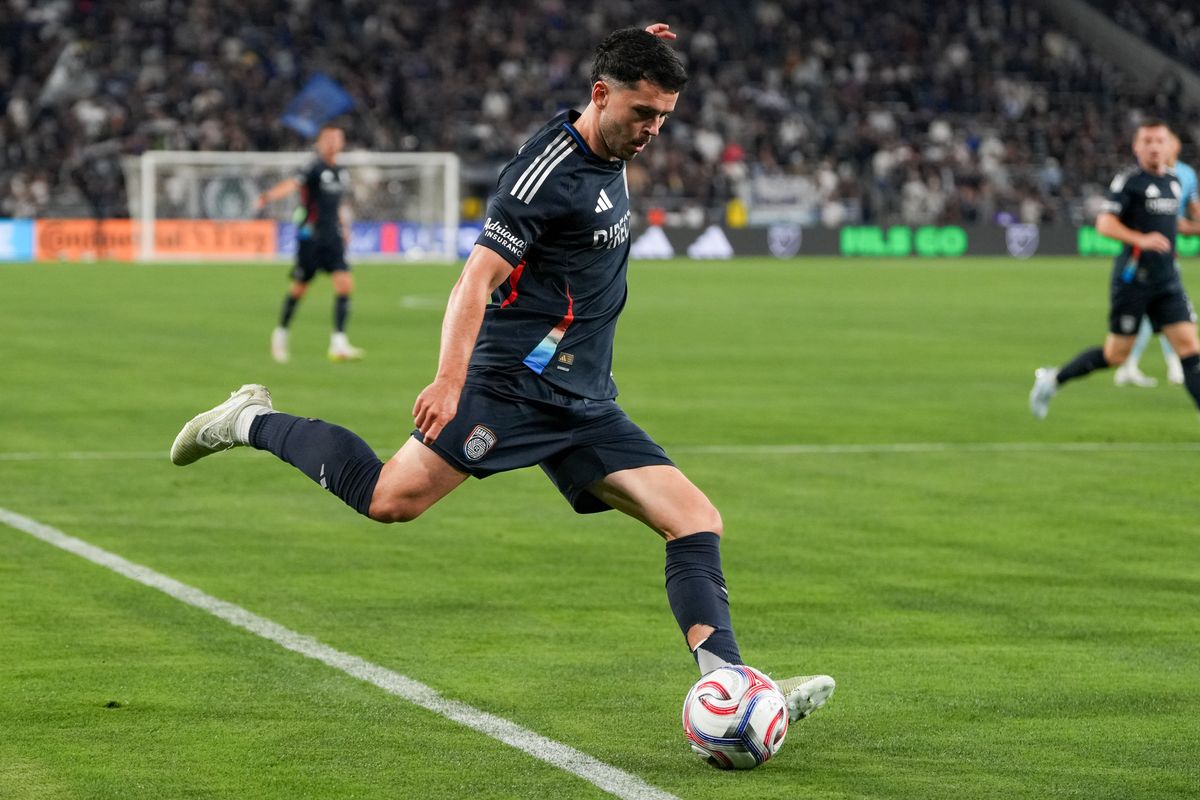 San Diego FC forward Lewis Morgan (9) crosses the ball during an MLS soccer game against the Minnesota United FC, Saturday April 11, 2026 in San Diego, California. San Diego FC forward Lewis Morgan (9) crosses the ball during an MLS soccer game against the Minnesota United FC, Saturday April 11, 2026 in San Diego, California.