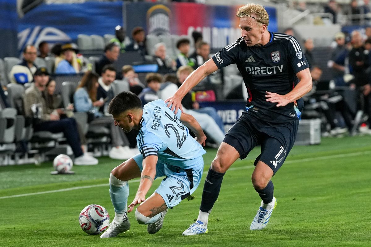 Minnesota United FC midfielder Joaquín Pereyra (26) battles for the ball during an MLS soccer game against the San Diego FC, Saturday April 11, 2026 in San Diego, California. Minnesota United FC midfielder Joaquín Pereyra (26) battles for the ball during an MLS soccer game against the San Diego FC, Saturday April 11, 2026 in San Diego, California.