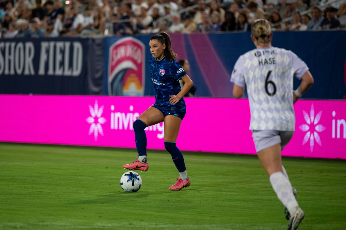 San Diego Wave FC forward Melanie Barcenas controls the ball during an NWSL soccer game against Racing Louisville FC, Friday, August 28, 2026 in San Diego, California. San Diego Wave FC forward Melanie Barcenas controls the ball during an NWSL soccer game against Racing Louisville FC, Friday, August 28, 2026 in San Diego, California.