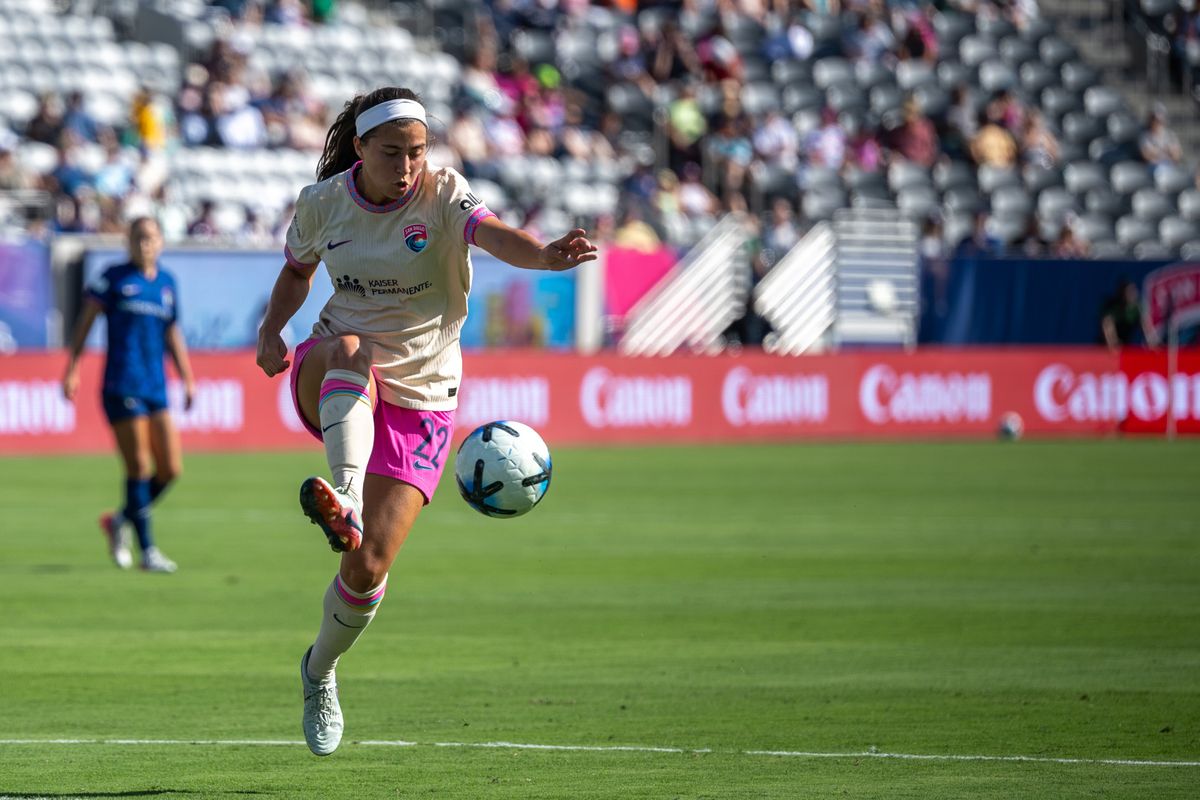 San Diego Wave FC midfielder Lia Godfrey controls the ball during an NWSL soccer game against NC Courage, Saturday, September 12, 2026 in San Diego, California.