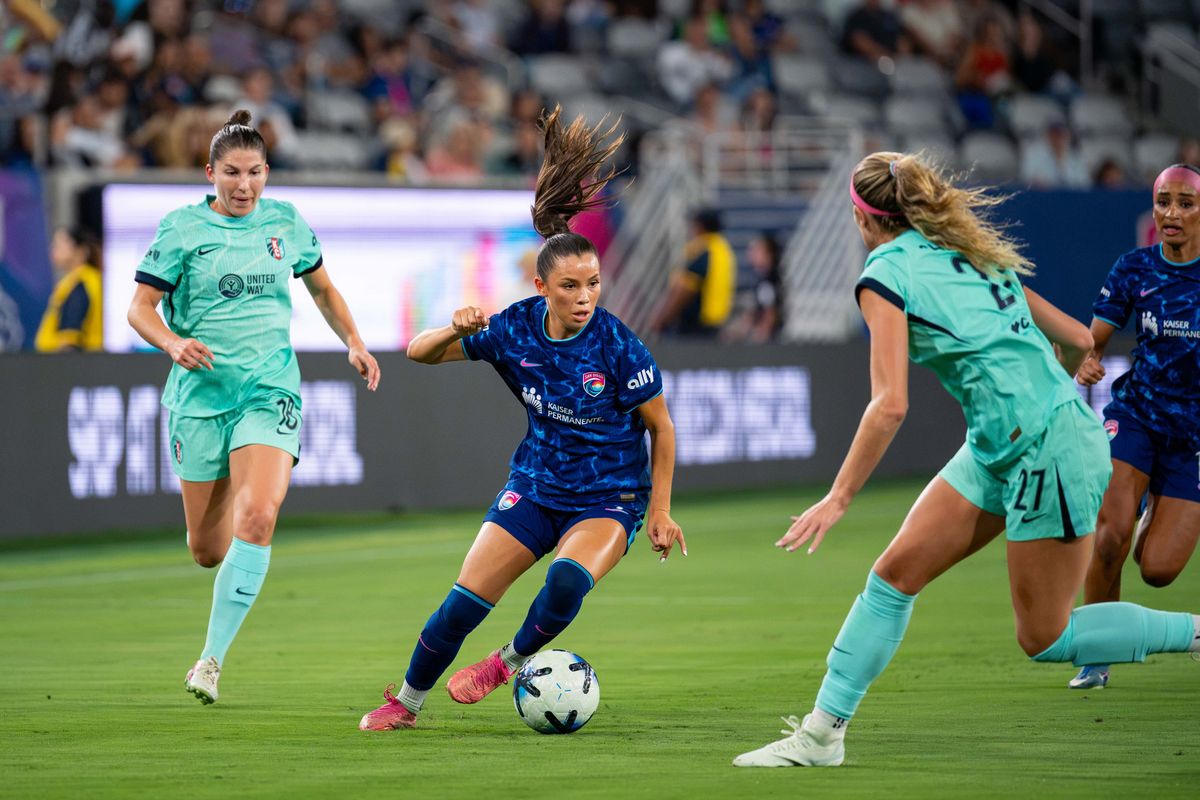 San Diego Wave FC forward Melanie Barcenas takes on defenders during an NWSL soccer game against KC Current, Friday, September 18, 2026 in San Diego, California. San Diego Wave FC forward Melanie Barcenas takes on defenders during an NWSL soccer game against KC Current, Friday, September 18, 2026 in San Diego, California.
