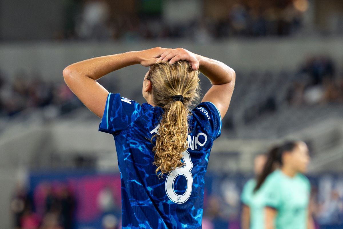 San Diego Wave FC midfielder Kimmi Ascanio disappointed after her wide shot during an NWSL soccer game against KC Current, Friday, September 18, 2026 in San Diego, California. San Diego Wave FC midfielder Kimmi Ascanio disappointed after her wide shot during an NWSL soccer game against KC Current, Friday, September 18, 2026 in San Diego, California.