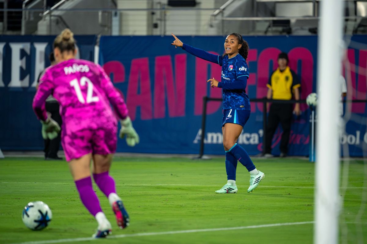 San Diego Wave FC defender Kennedy Wesley tells goalkeeper Sandra Paños to kick the ball up during an NWSL soccer game against KC Current, Friday, September 18, 2026 in San Diego, California. San Diego Wave FC defender Kennedy Wesley tells goalkeeper Sandra Paños to kick the ball up during an NWSL soccer game against KC Current, Friday, September 18, 2026 in San Diego, California.
