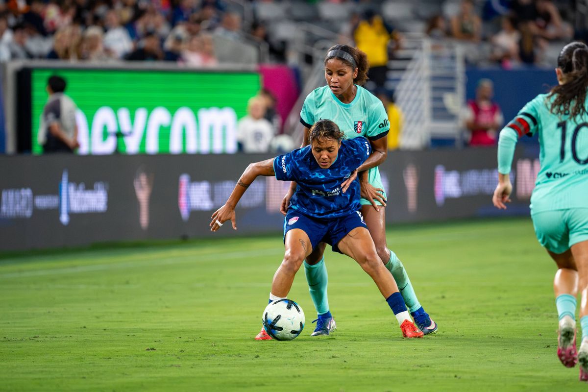 San Diego Wave FC midfielder Gia Corley shields the ball during an NWSL soccer game against KC Current, Friday, September 18, 2026 in San Diego, California. San Diego Wave FC midfielder Gia Corley shields the ball during an NWSL soccer game against KC Current, Friday, September 18, 2026 in San Diego, California.