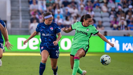TST Images: San Diego Wave FC draw against Boston Legacy, 2-2, at Snapdragon Stadium taken at Snapdragon Stadium (San Diego Wave FC). Photo by Miguel Mota - The Sporting Tribune