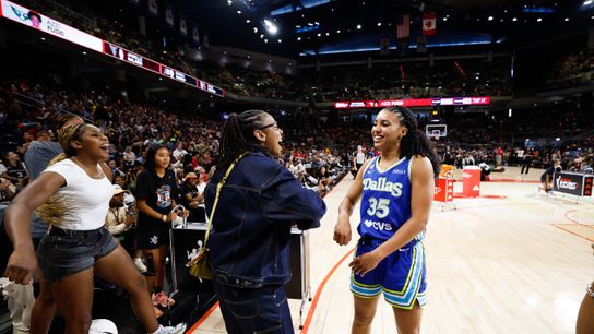 Fudd wins three-point contest; Washington wins Shooting Stars competition taken at Wintrust Arena (Dallas Wings)