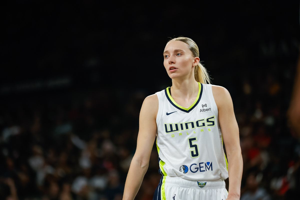 Dallas Wings guard Paige Bueckers (5) looks for the ball before the ball is inbounded during a WNBA game between the Las Vegas Aces and the Dallas Wings, Friday June 13, 2025 in Las Vegas, Nev.