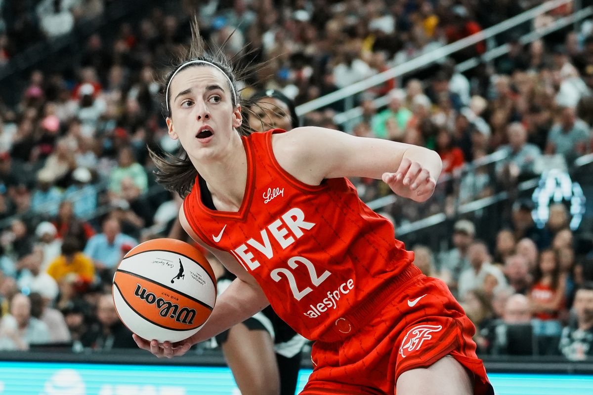 Indiana Fever guard Caitlin Clark (22) eyes the basket during WNBA game against Las Vegas Aces on Sunday June 22, 2025 in Las Vegas.  