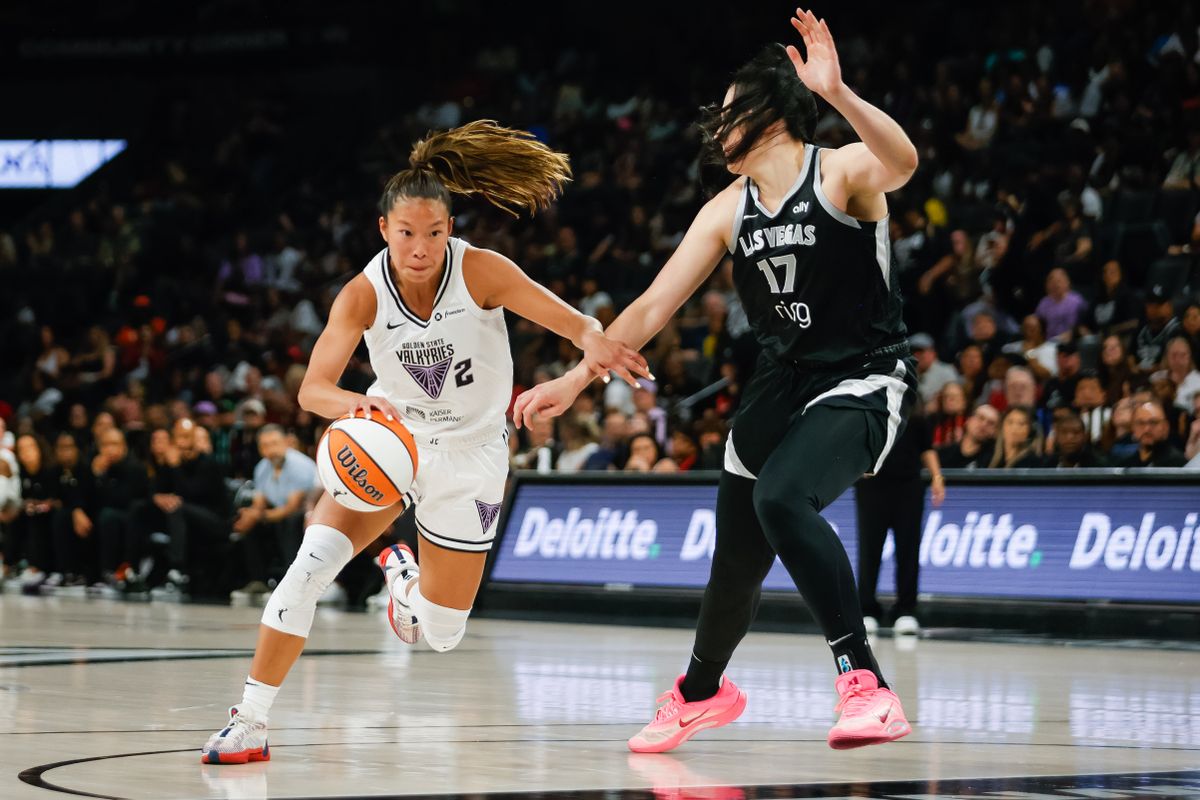 Golden State Valkyries guard Kaitlyn Chen (2) drives to the basket during a WNBA game between the Las Vegas Aces and the Golden State Valkyries, Saturday July 12, 2025 in Las Vegas, Nev.