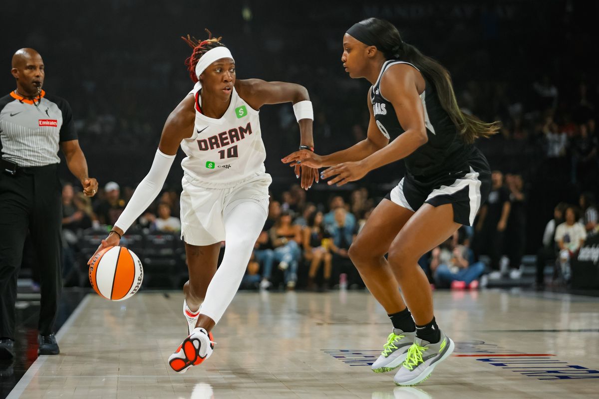 Atlanta Dream guard Rhyne Howard (10) dribbles the ball up the court during a WNBA game between the Las Vegas Aces and the Atlanta Dream, Tuesday August 19, 2025 in Las Vegas, Nev. Atlanta Dream guard Rhyne Howard (10) dribbles the ball up the court during a WNBA game between the Las Vegas Aces and the Atlanta Dream, Tuesday August 19, 2025 in Las Vegas, Nev.
