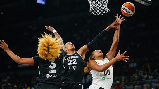 Aces hold on for two-point victory over Dream for eighth-straight win taken at Michelob Ultra Arena (Las Vegas Aces)