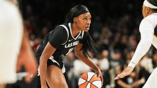 Walking in faith: Dana Evans finds strength to fulfill role in first season with Aces taken at Michelob Ultra Arena (Las Vegas Aces). Photo by Kalin Sipes - The Sporting Tribune