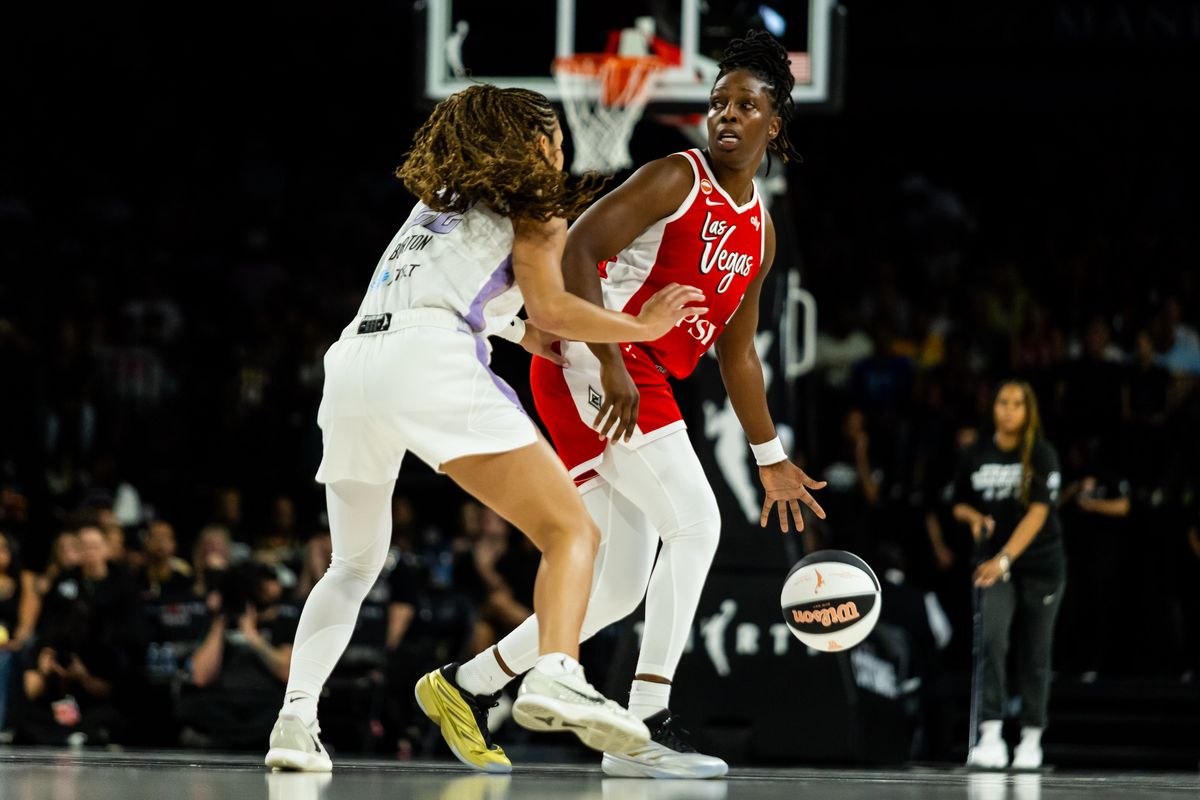 Las Vegas Aces guard Chelsea Gray (12) dribbles the ball during a WNBA game between the Las Vegas Aces and the Golden State Valkyries, Saturday June 6, 2026 in Las Vegas, Nev. Las Vegas Aces guard Chelsea Gray (12) dribbles the ball during a WNBA game between the Las Vegas Aces and the Golden State Valkyries, Saturday June 6, 2026 in Las Vegas, Nev.