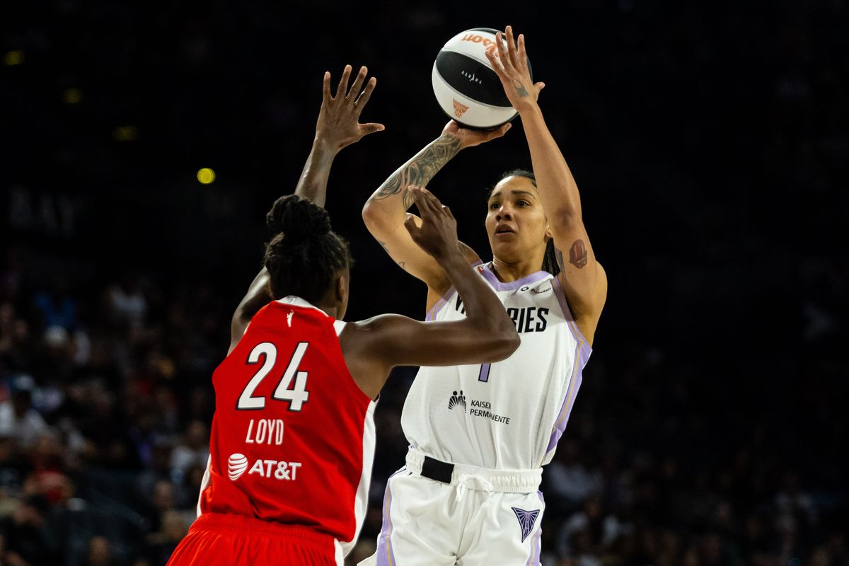 Golden State Valkyries forward Gabby Williams (1) shoots the ball during a WNBA game between the Las Vegas Aces and the Golden State Valkyries, Saturday June 6, 2026 in Las Vegas, Nev. Golden State Valkyries forward Gabby Williams (1) shoots the ball during a WNBA game between the Las Vegas Aces and the Golden State Valkyries, Saturday June 6, 2026 in Las Vegas, Nev.