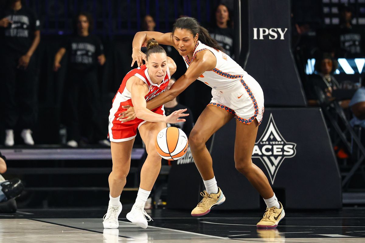 Las Vegas Aces forward Stephanie Talbot (7) steals the ball from Connecticut Sun center Olivia Nelson-Ododa (10) on Thursday, August 20, 2026, at Michelob ULTRA Arena in Las Vegas, Nevada. Las Vegas Aces forward Stephanie Talbot (7) steals the ball from Connecticut Sun center Olivia Nelson-Ododa (10) on Thursday, August 20, 2026, at Michelob ULTRA Arena in Las Vegas, Nevada.