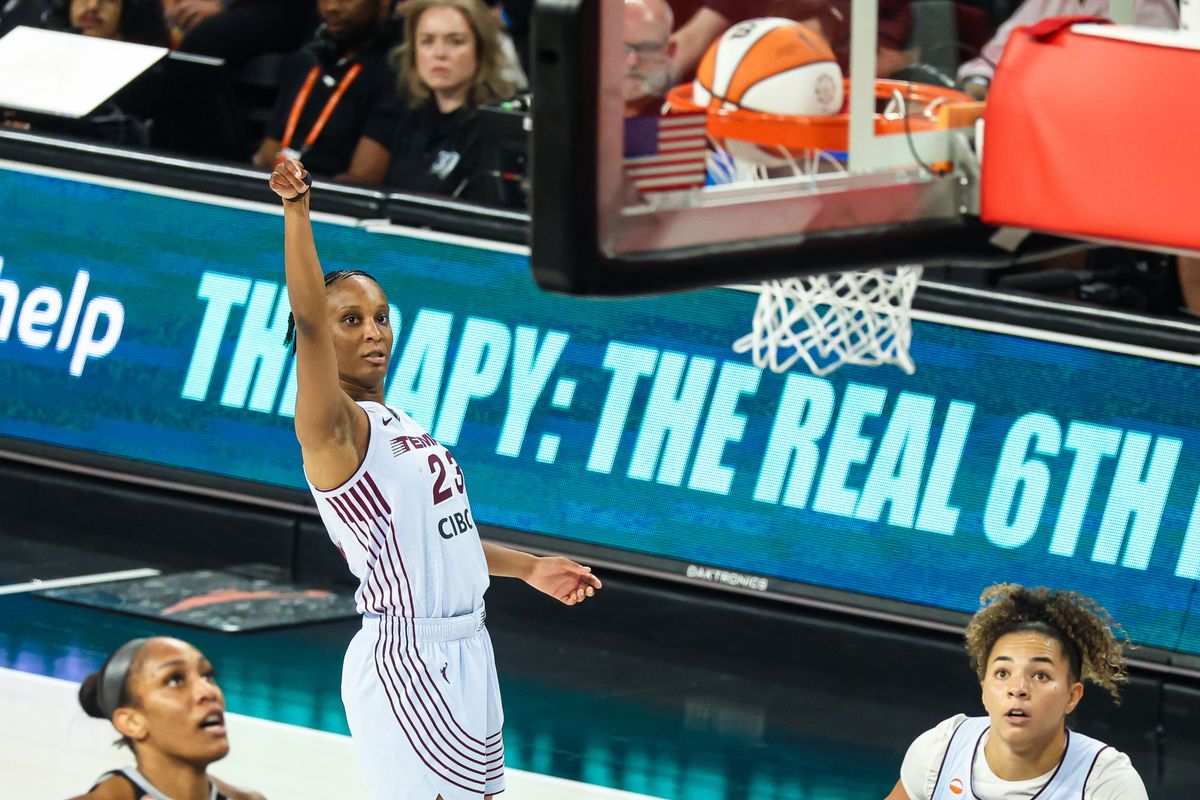 Toronto Tempo guard Kiana Williams (23) watches as her three-point shot attempt is made during the WNBA game against the Las Vegas Aces on Friday, August 28, 2026, at Michelob ULTRA Arena in Las Vegas, Nevada. Toronto Tempo guard Kiana Williams (23) watches as her three-point shot attempt is made during the WNBA game against the Las Vegas Aces on Friday, August 28, 2026, at Michelob ULTRA Arena in Las Vegas, Nevada.