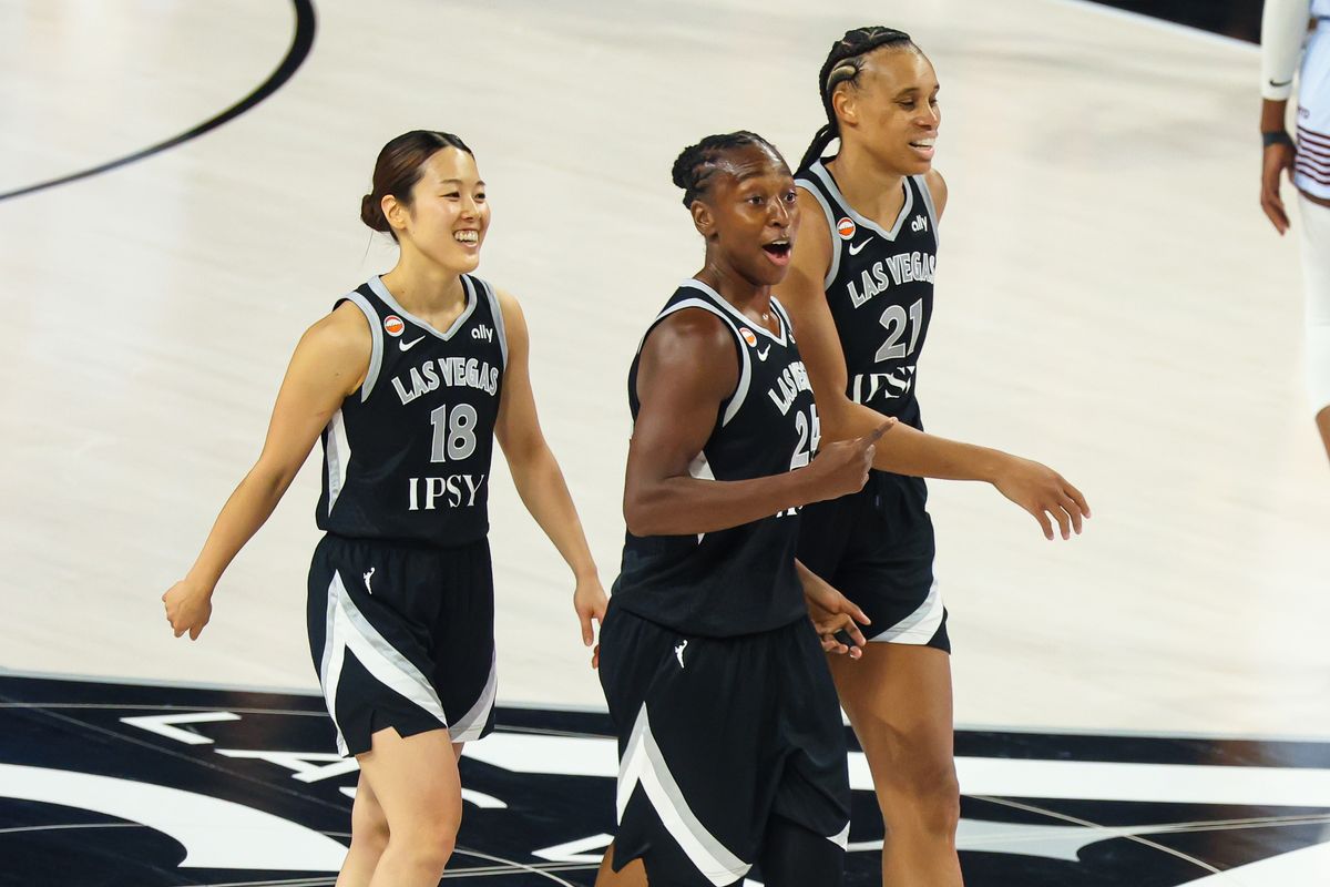 Las Vegas Aces guard Jewell Loyd (24) reacts after she makes a three-point basket at the buzzer during the WNBA game against the Toronto Tempo on Friday, August 28, 2026, at Michelob ULTRA Arena in Las Vegas, Nevada. Las Vegas Aces guard Jewell Loyd (24) reacts after she makes a three-point basket at the buzzer during the WNBA game against the Toronto Tempo on Friday, August 28, 2026, at Michelob ULTRA Arena in Las Vegas, Nevada.