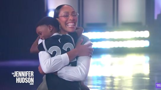 A'ja Wilson surprises 4-year-old superfan on Jennifer Hudson Show taken in Las Vegas (Las Vegas Aces)