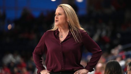 Sparks ready to move forward with new coach Roberts taken at Crypto.com Arena (Los Angeles Sparks)