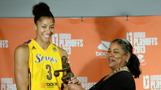 Sparks will retire Candace Parker's jersey on June 29 taken in Los Angeles (Los Angeles Sparks)