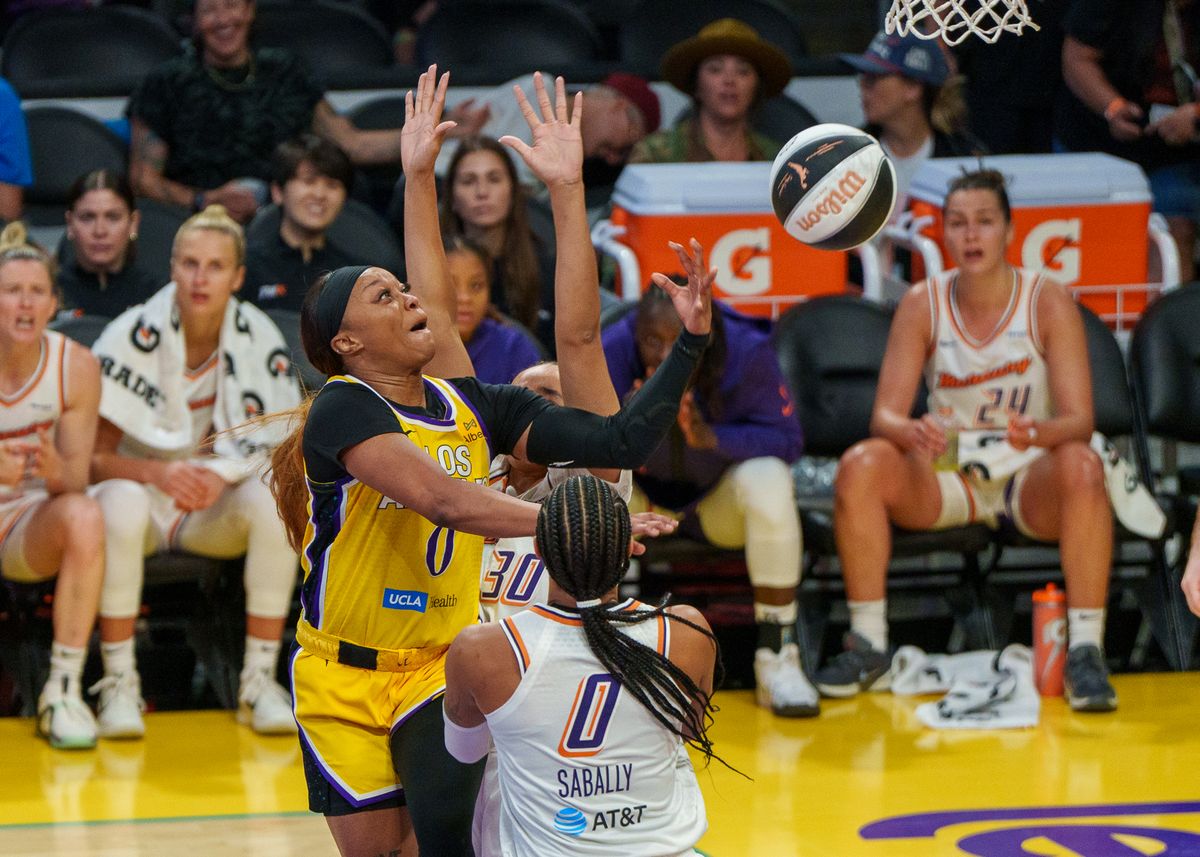 Los Angeles Sparks' Guard, Odyssey Sims 0, gets fouled during a WNBA basketball game against the Phoenix Mercury on Sunday, June 1st, 2025. Los Angeles Sparks' Guard, Odyssey Sims 0, gets fouled during a WNBA basketball game against the Phoenix Mercury on Sunday, June 1st, 2025.