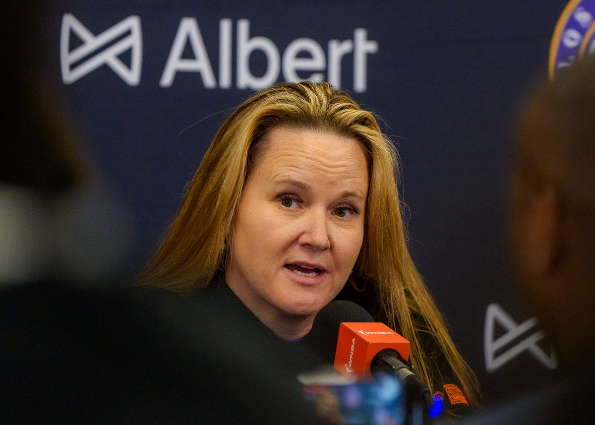 Los Angeles Sparks Head Coach, Lynne Roberts, addressing her pregame conference before a home game against the Phoenix Mercury, Sunday, June 1st at Crypto.com Arena in Los Angeles, California. Los Angeles Sparks Head Coach, Lynne Roberts, addressing her pregame conference before a home game against the Phoenix Mercury, Sunday, June 1st at Crypto.com Arena in Los Angeles, California.