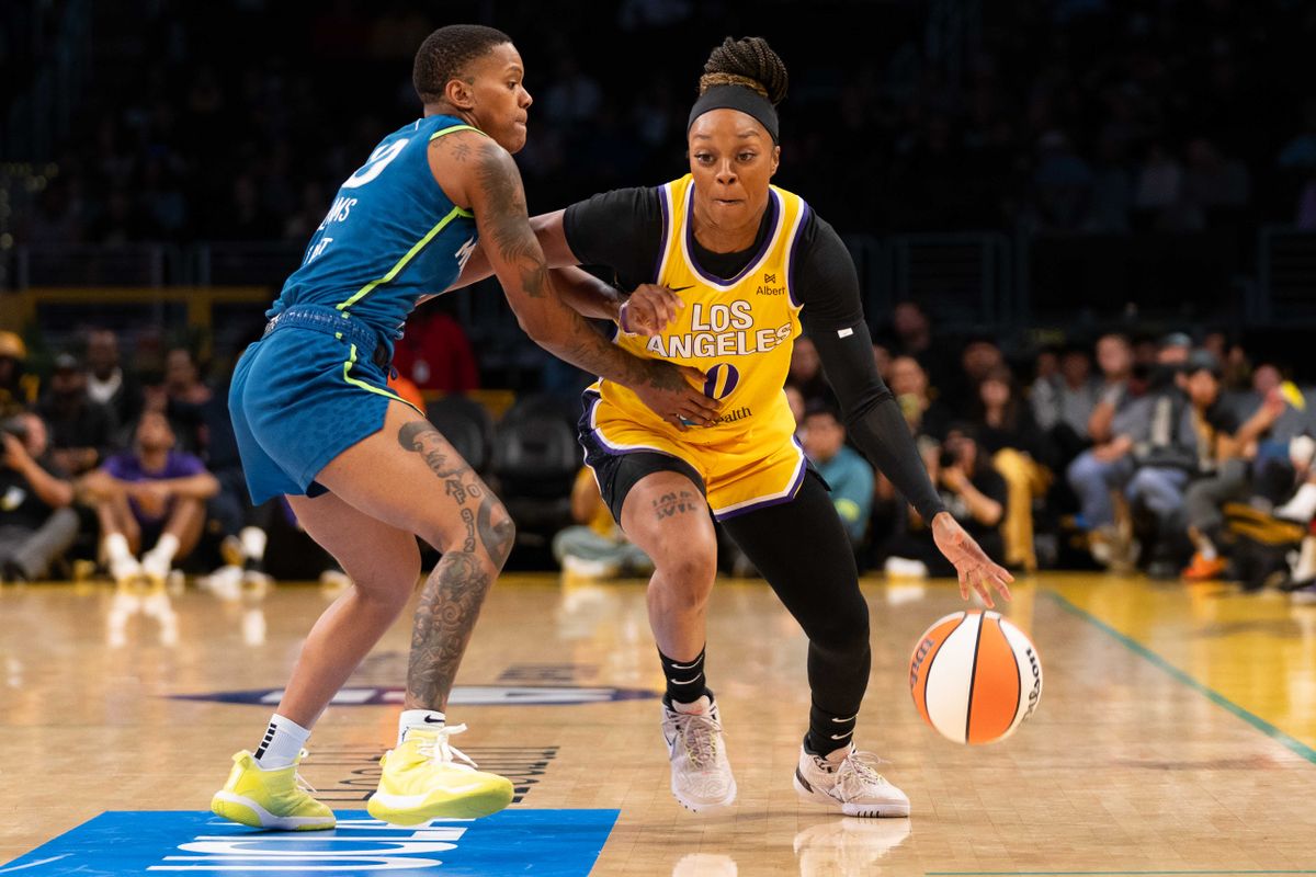 TST Images: Lynx beat Sparks, 89-75, at Crypto Arena