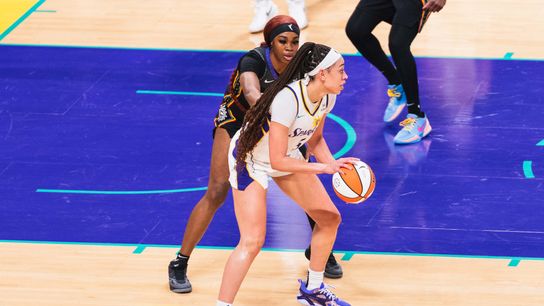 Sparks play Sun in second game of back-to-back taken in Mohegan Sun Arena (Los Angeles Sparks). Photo by John Panganiban-The Sporting Tribune