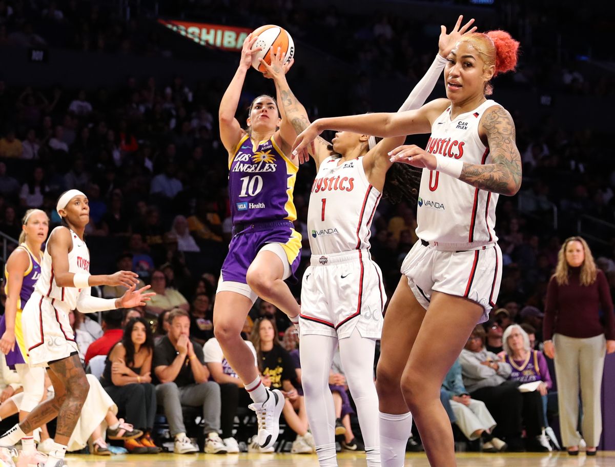 #10 Kelsey Plum of the Los Angeles Sparks shoots a jumpshot against the Washington Mystics on July 15, 2025 in Los Angeles, CA.