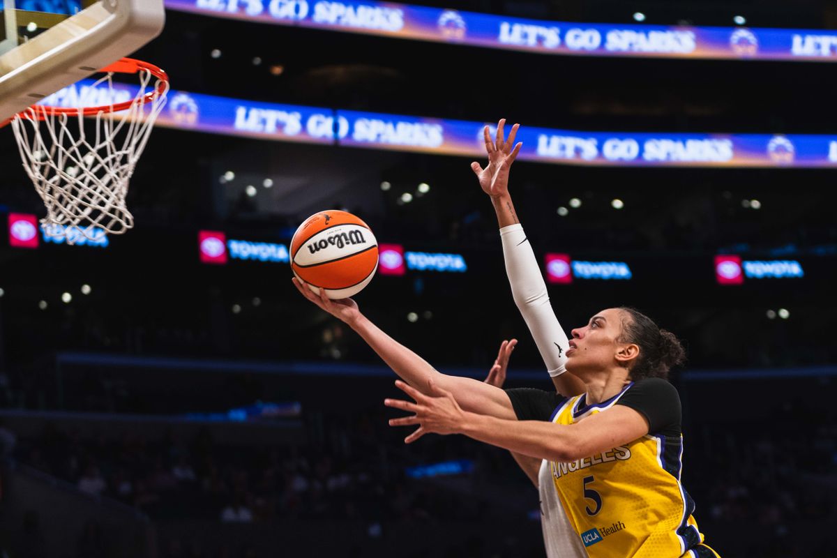 LA Sparks forward Dearica Hamby (5), takes a lay-up at a WNBA basketball game against the Las Vegas Aces, Tuesday July 29th, 2025 in Los Angeles, California. 
