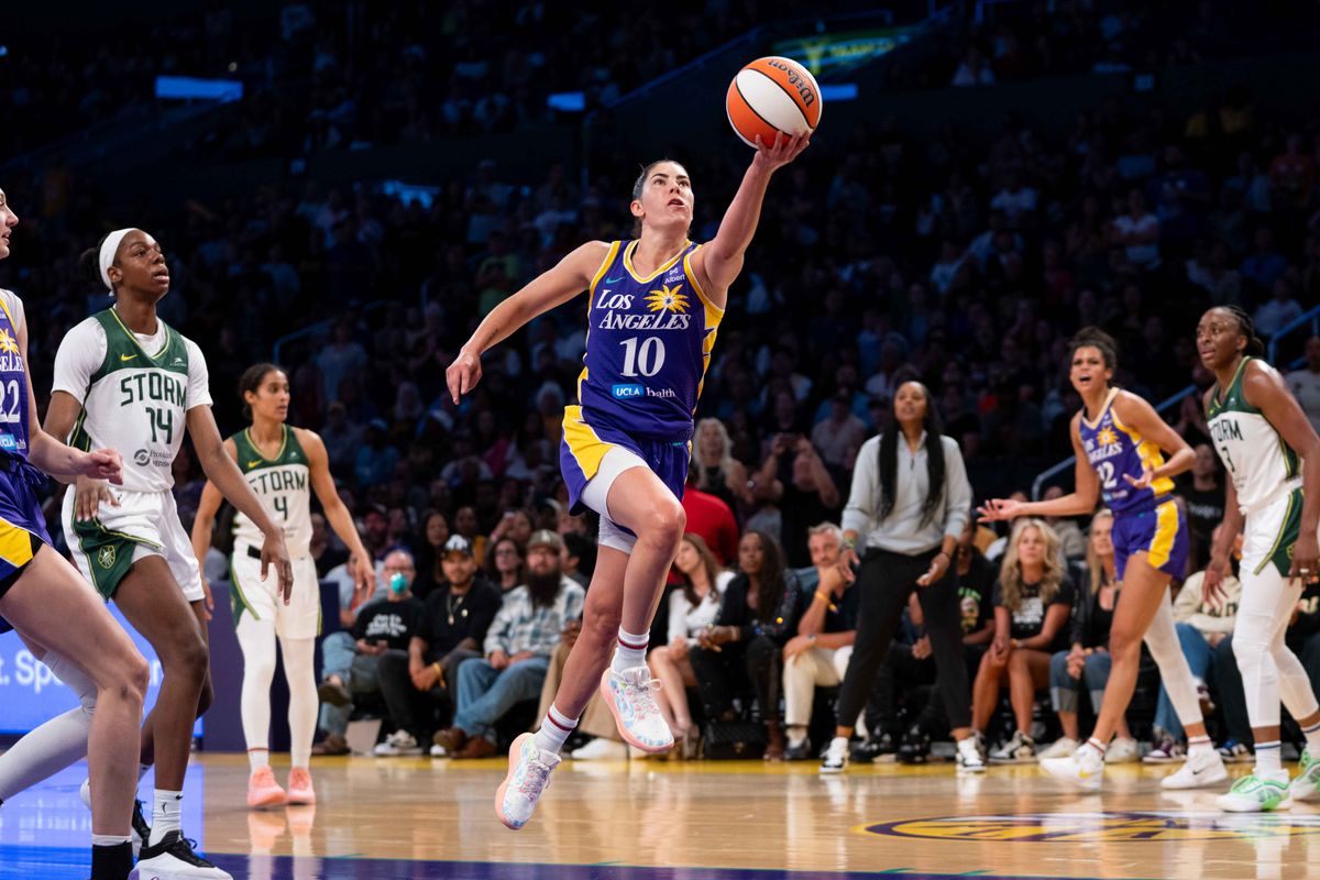LA Sparks guard Kelsey Plum (10), taking a lay-up at a WNBA basketball game against the Seattle Storm, Sunday August 10th, 2025 in Los Angeles, California. 