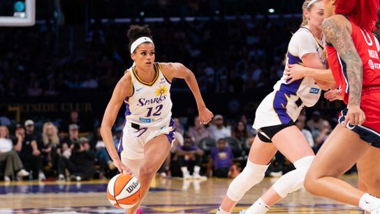 Rae Burrell has re-signed with the Sparks taken in Los Angeles (Los Angeles Sparks). Photo by John Panganiban-The Sporting Tribune
