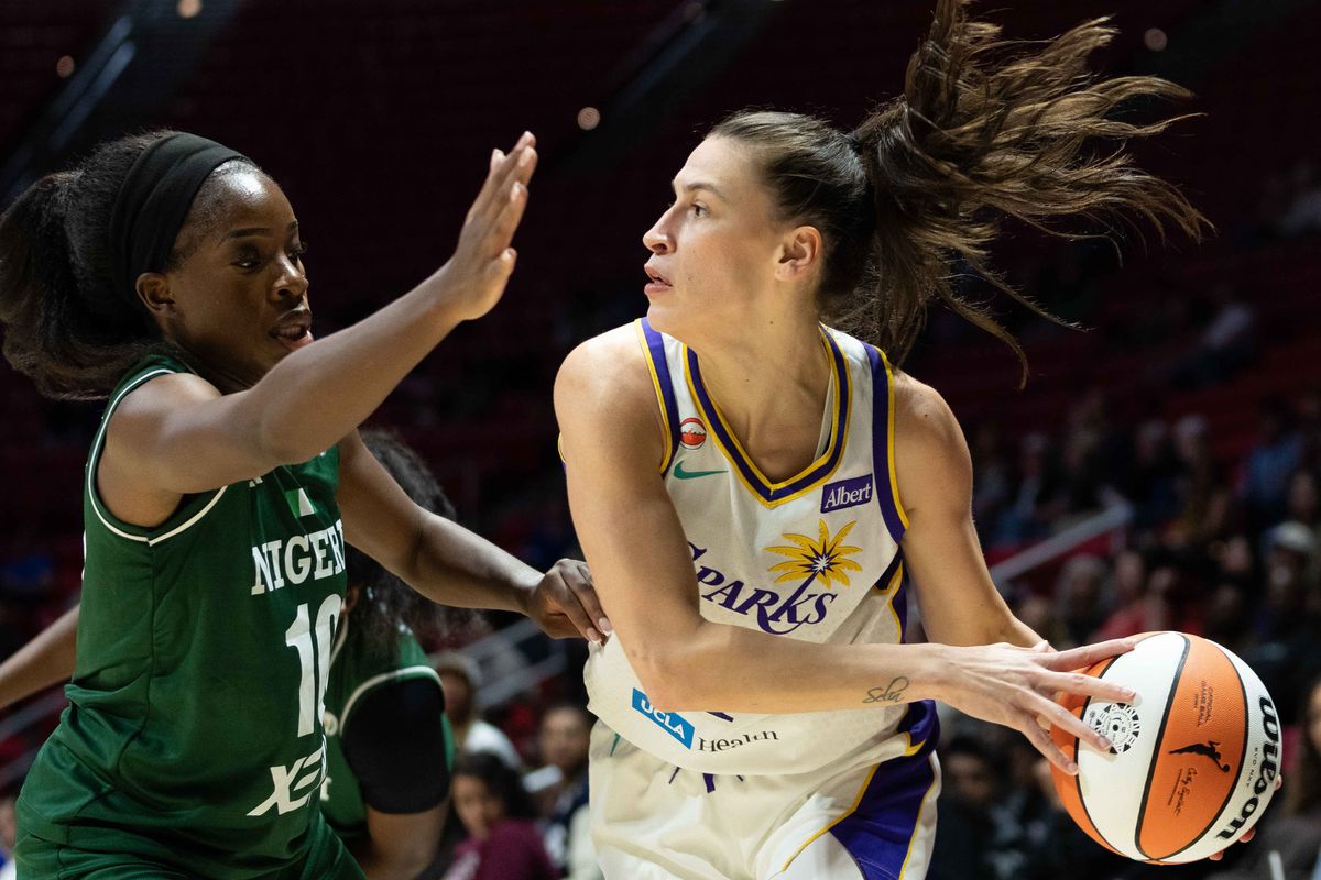 LA Sparks guard Sevgi Uzun (10) looks for the open teammate at a WNBA basketball game against Team Nigeria,Saturday April 25th, 2026 in San Diego, California. 