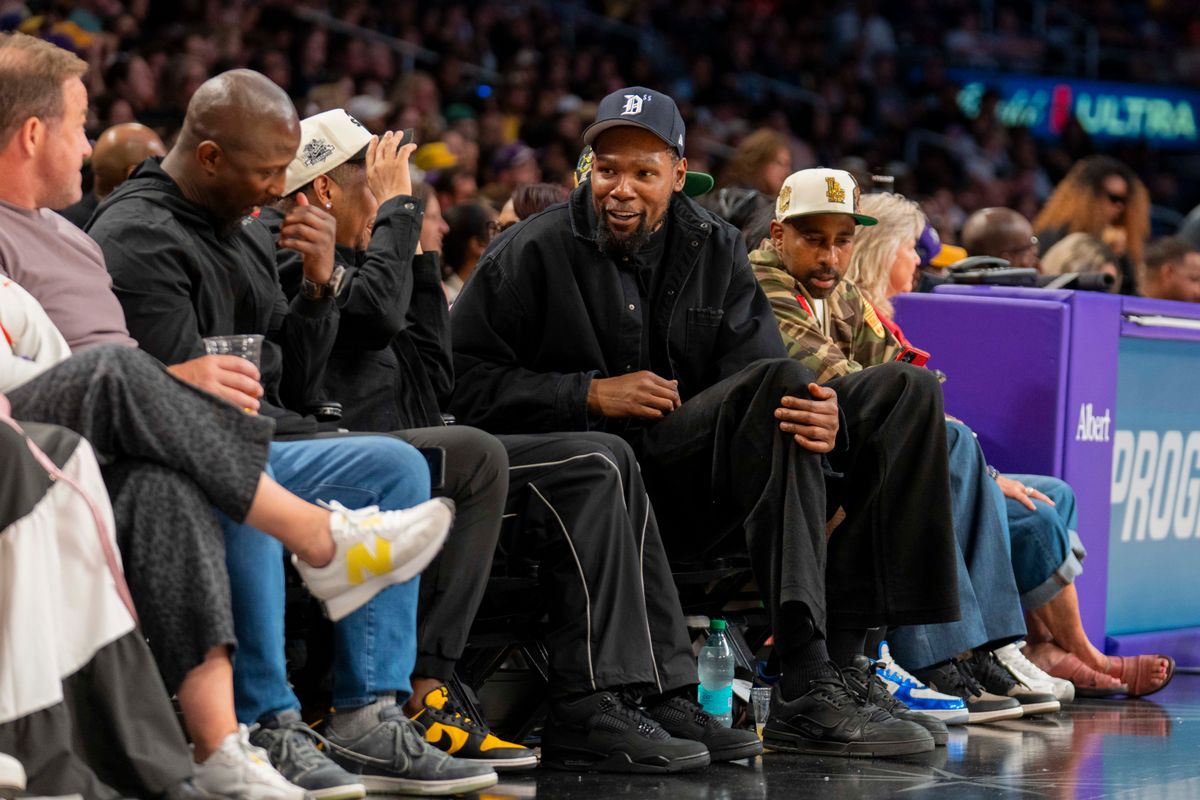 Kevin Durant attends a WNBA game against the Minnesota Lynx, Wednesday June 17th, 2026 in Los Angeles, California. Kevin Durant attends a WNBA game against the Minnesota Lynx, Wednesday June 17th, 2026 in Los Angeles, California.
