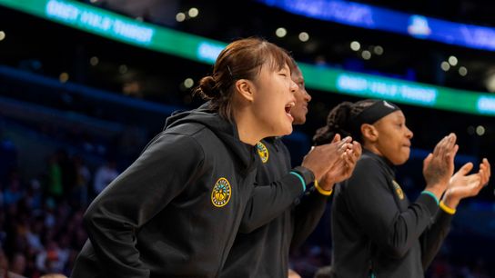 Jihyun Park is hot off the bench despite a tough loss to the Minnesota Lynx taken Crypto.com Arena (Los Angeles Sparks). Photo by Nico Alba - The Sporting Tribune