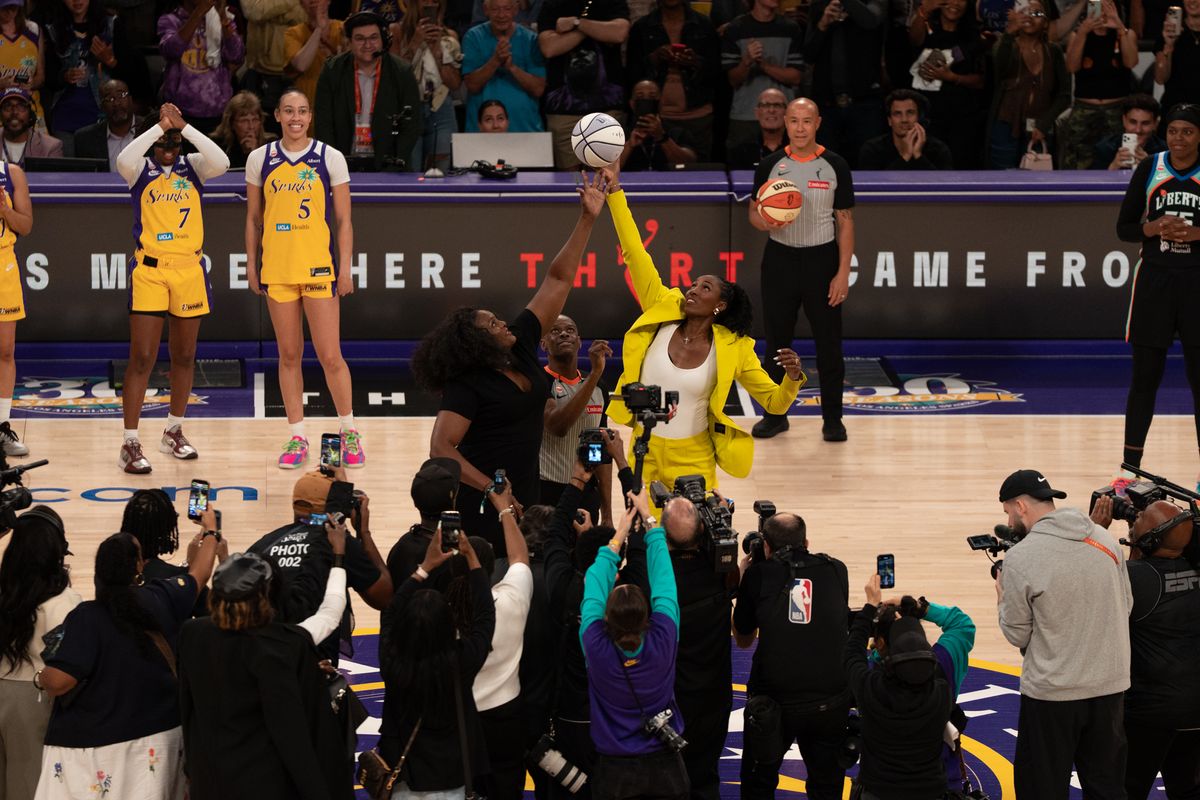 Los Angeles Sparks legend Lisa Lesly did the jump ball before the game to celebrate 30 years of WNBA during a WNBA game against the New York Liberty, Sunday June 21st, 2026 in Los Angeles, California. Los Angeles Sparks legend Lisa Lesly did the jump ball before the game to celebrate 30 years of WNBA during a WNBA game against the New York Liberty, Sunday June 21st, 2026 in Los Angeles, California.