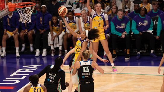 Sparks resume season against Liberty at home as they retire Milton-Jones' jersey taken at Crypto.com Arena (Los Angeles Sparks). Photo by Robert Talamantes - The Sporting Tribune